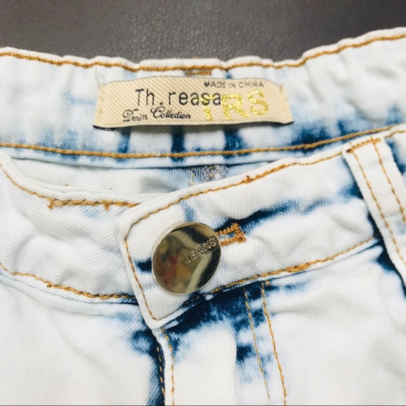 Th.Reasa Distressed High Waisted Shorts - Picture 6 of 6